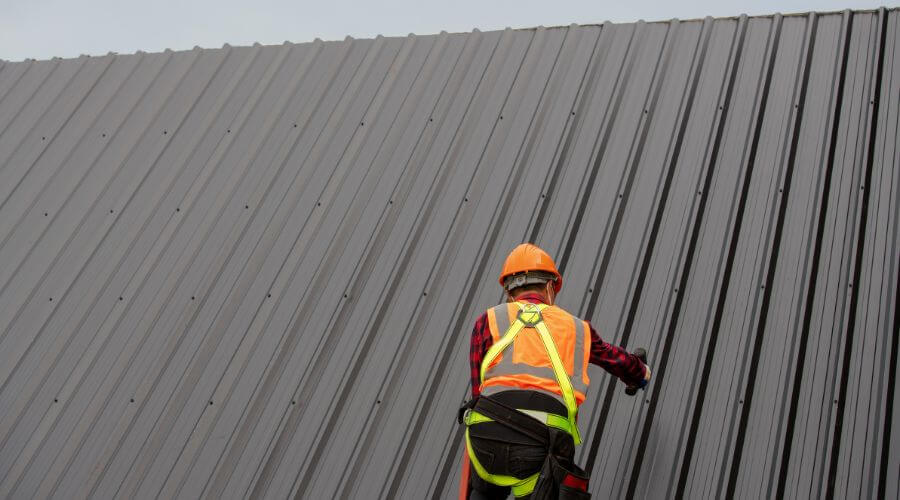 Expert Emergency Roof Repairs services in Bryant, SD